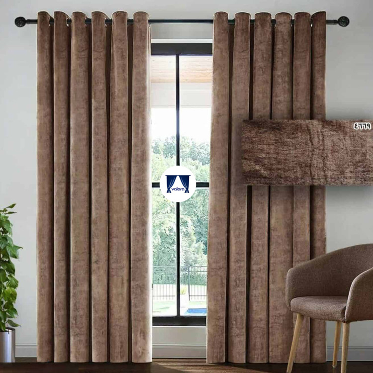 پرده آماده پانچی مخمل شانل
